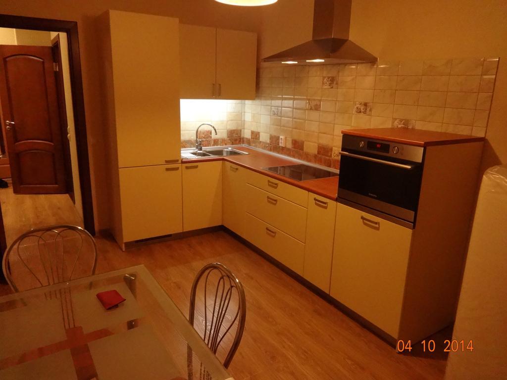 Tourist Luxe Apartment Sziktivkar Szoba fotó